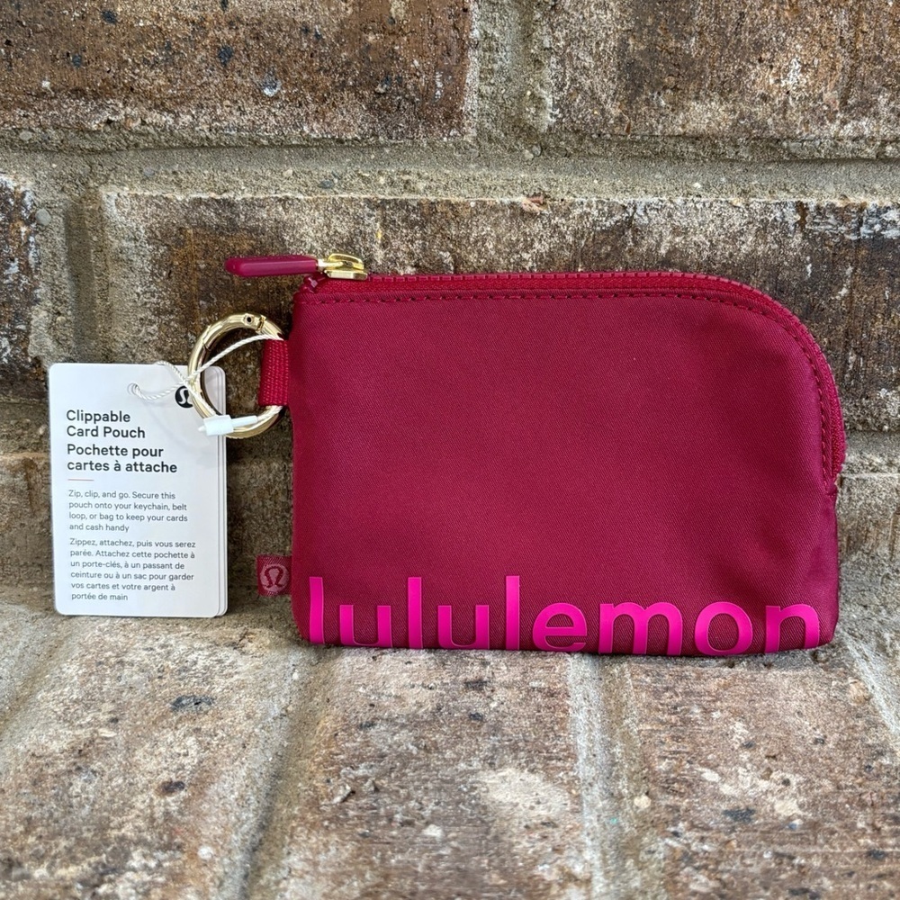NWT Lululemon Clippable Card Pouch In Berry Rumble/Jewelled Magenta/Gold